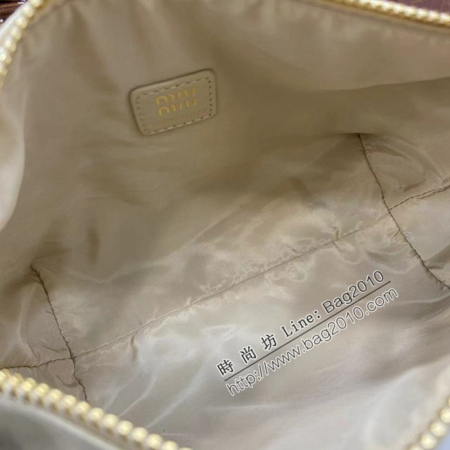 MIU MIU專櫃繆繆最新款帆布飯盒包肩背包 jh2938型號：5NE841
